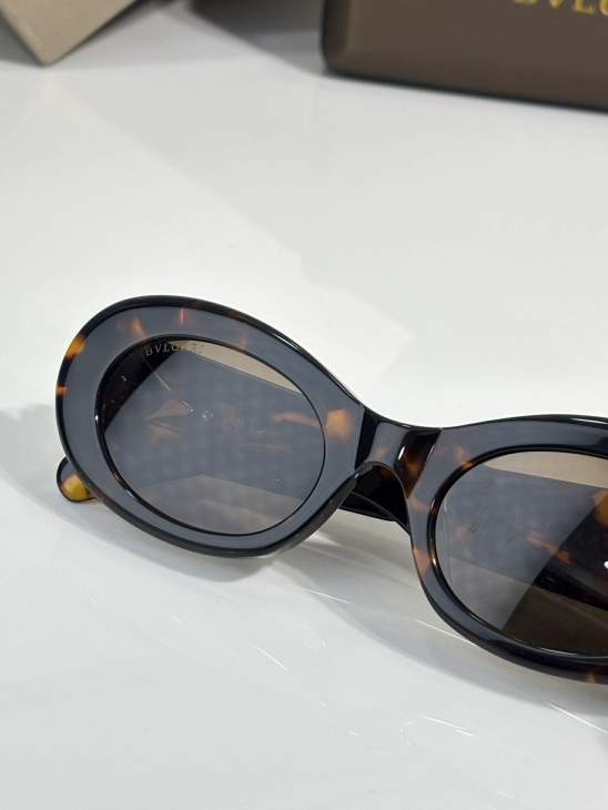 Picture of Bvlgari Sunglasses _SKUfw77817077fw
